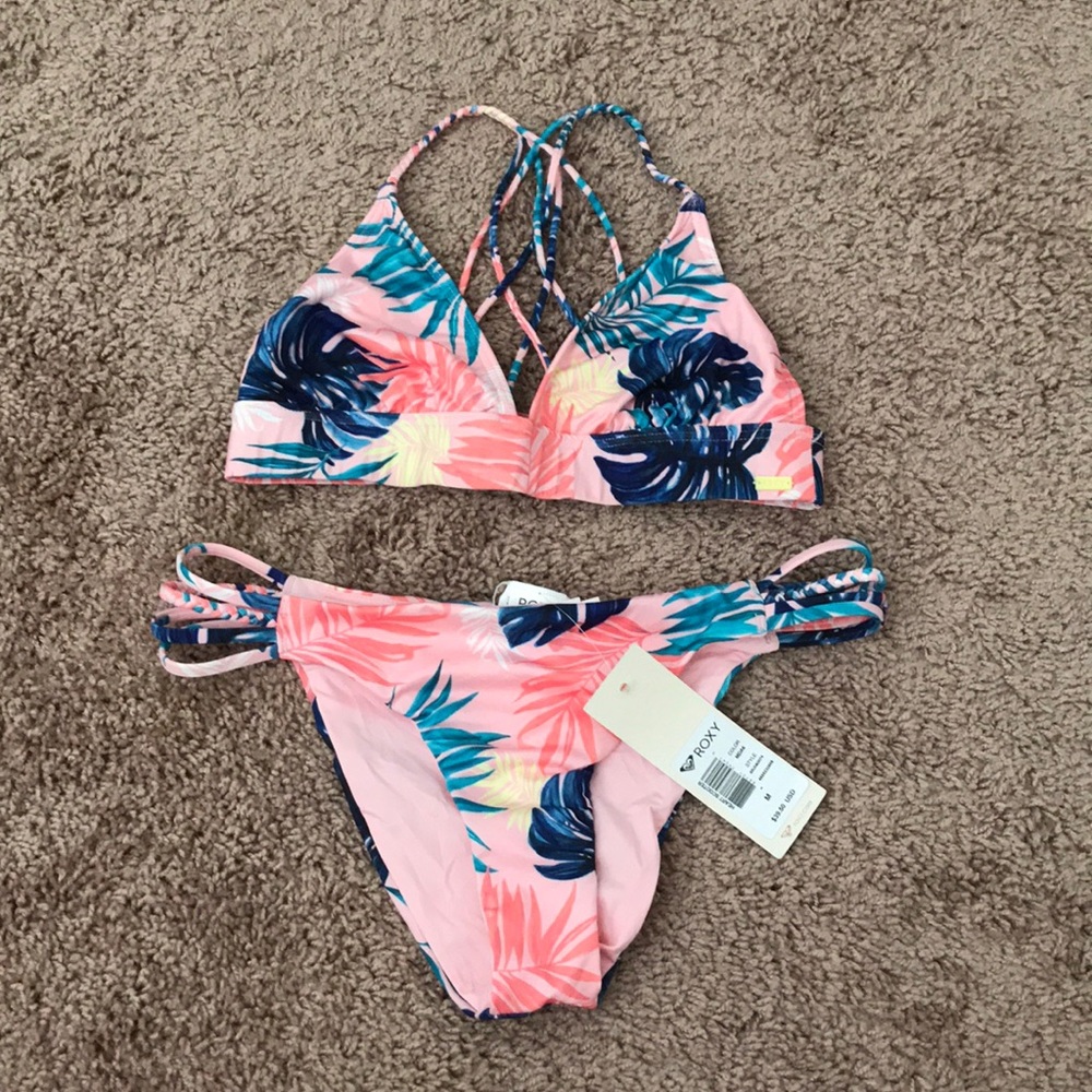 Roxy two piece bathing suit